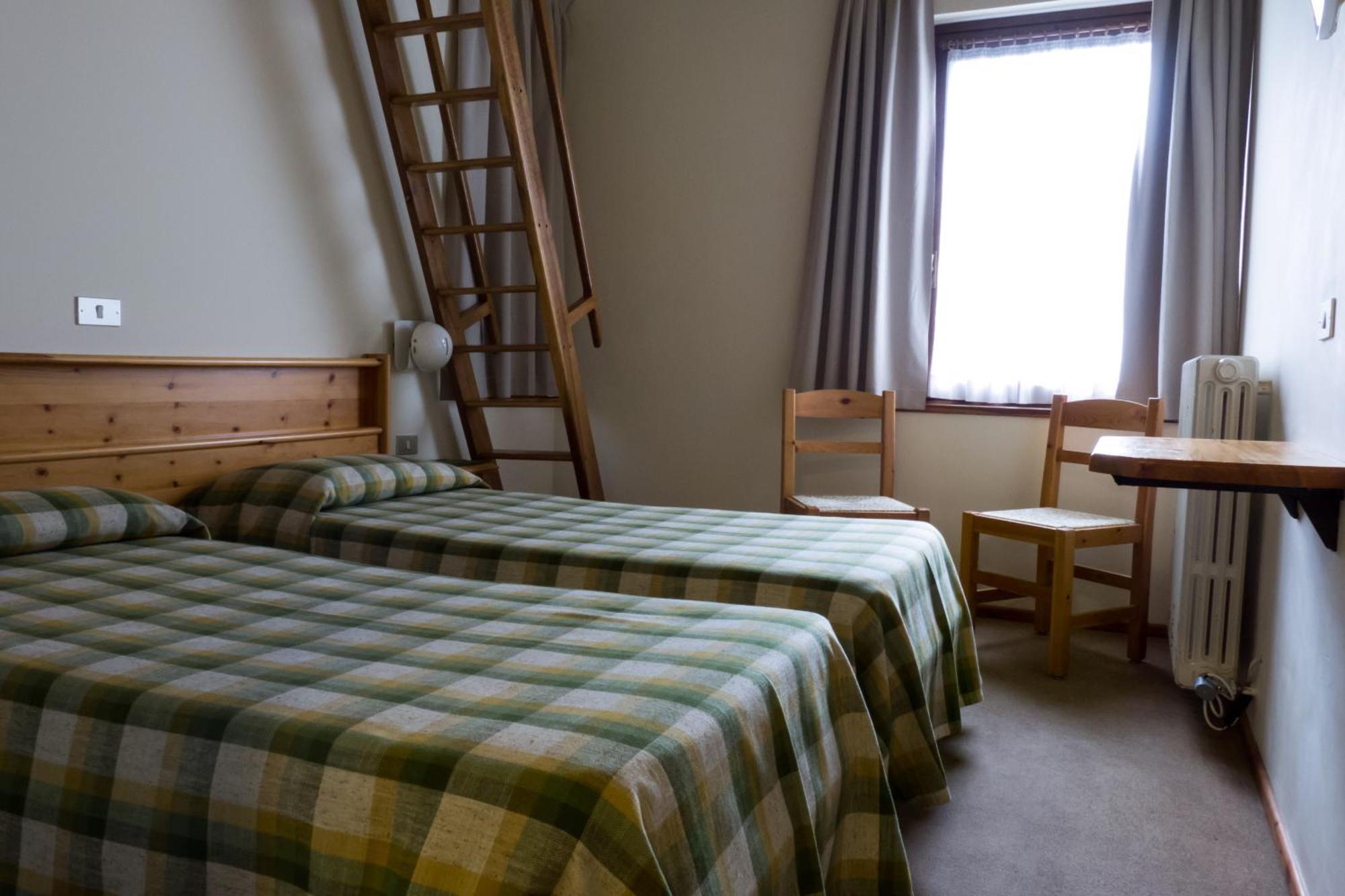Hotel Valdotain Villeneuve Buitenkant foto