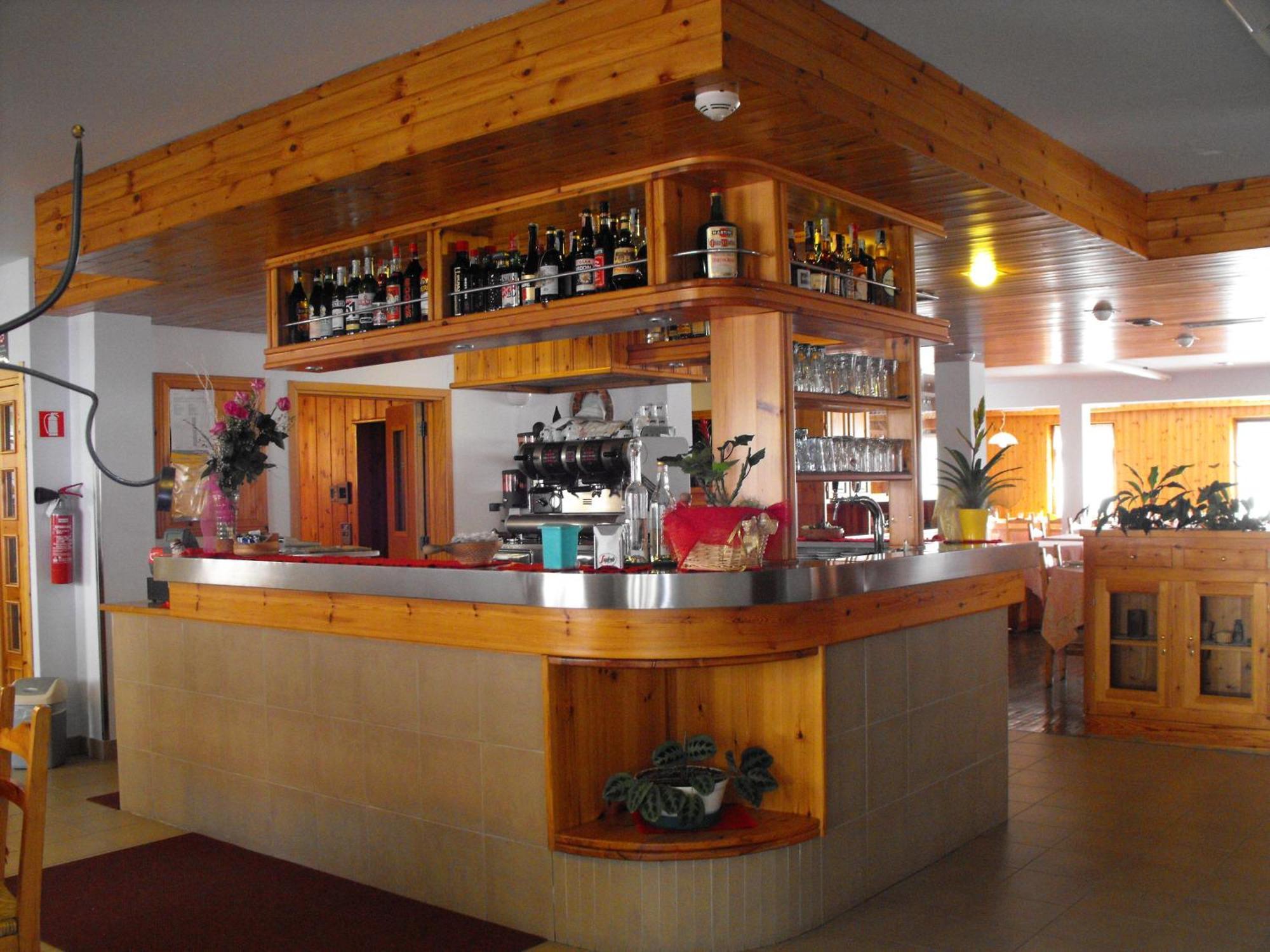 Hotel Valdotain Villeneuve Buitenkant foto