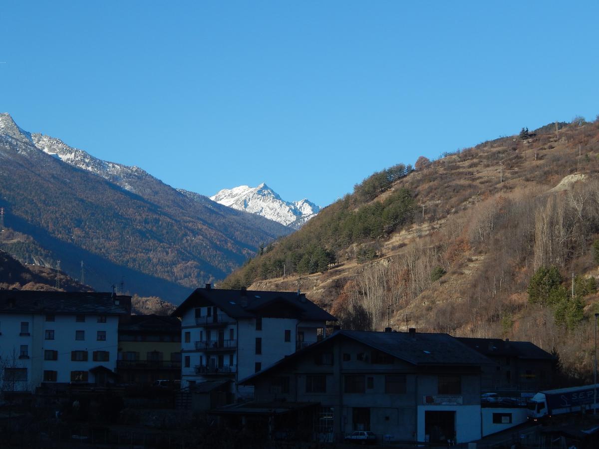 Hotel Valdotain Villeneuve Buitenkant foto